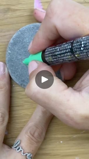 Stone Painting Easy Simple, Rocks To Paint, Campfire Foods, Painting 101, Rock Painting Tutorial, Rock Painting Ideas Easy, Kindness Rocks, Rock Painting Art, Rock Crafts