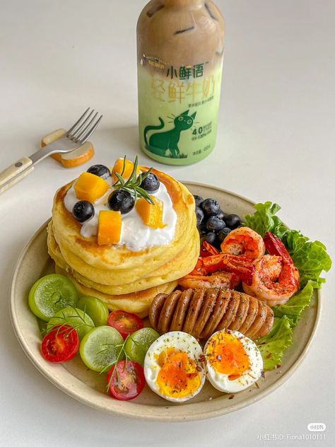 Xiaohongshu Food, Japan Breakfast, Aesthetic Plates, Food Healthy Breakfast, Halloween Headpiece, Birthday 25, Christmas Meals, Healthy Food Menu, Food Aesthetics