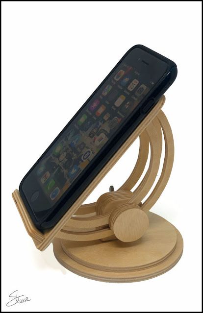 Scroll Saw Pattern, Feature Phone, Wooden Vase, Lasercut Design, Small Wood Projects, Cell Phone Holder, Laser Cut Files, Laser Cut Wood, Scroll Saw