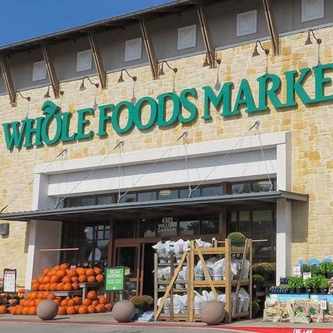 Whole Foods Just Made A Huge Change To Its Stores & Customers Are Freaking Out!   - SHEfinds Whole Foods Store, Whole Foods Market, Whole Foods, Food Store, Medical Advice, Whole Food Recipes