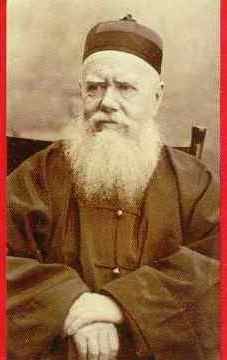 Hudson Taylor-missionary to China who for 51 years lived and witnessed totally dependent on God. Hudson Taylor, Elisabeth Elliot, Godly Men, He Is Coming, Billy Graham, Christian Devotions, Godly Man, The Kingdom Of God, Women In History