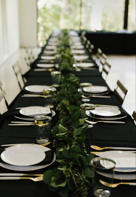 Green And Black Dinner Party, Black Tablecloth White Runner, Simple Birthday Dinner Decor, Black White And Green Table Setting, House Dinner Party Decor, Wedding Black Tablecloth Decor, Wedding Tables Black Tablecloth, Black Emerald Gold Wedding Decor, Forest Green Black And White Wedding