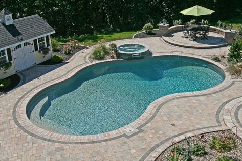 View our Mountain Pond Inground Pool Gallery. Juliano's Pools can help you with your pool project, we serve Western Massachusetts, Connecticut, and Rhode Island Pool Landscape Ideas, Pool Landscaping Ideas, Kidney Shaped Pool, Pool Cost, Pool Pavers, Freeform Pools, Pools Backyard Inground, Landscaping Software, Pool Landscape