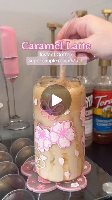 Brookelyn ☕️✨🌸 on Instagram: "How To Make a Caramel Latte with instant coffee at home ✨  If you don’t have instant espresso or an espresso machine using instant coffee to make your drinks is a good and tasty alternative! 😋  Here I am using @nescafe instant coffee  First follow me @brookelynlikesespresso on here AND TikTok (help me get to 10,000 TikTok followers and comment if you end up following me there so I can have all of the TikTok features) for coffee recipes daily 🫶🏻✨  Recipe:  ✨ 1 tbsp @nescafe instant coffee + some water ✨ ice ✨ milk ✨ caramel drizzle ✨ 4 pumps @kyyachocolate vanilla bean syrup use code BROOKELYNKYYA10 for $$ off  Again make sure to follow me on here and TikTok @brookelynlikesespresso ✨🫶🏻  #caffeine #caramelmacchiato #caramellatte #instantcoffee #coffee #cof Cold Instant Coffee Recipes, How To Make Good Coffee At Home, Nescafé Gold Espresso Recipes, Nescafe Gold Espresso Iced Coffee Recipe, Nescafé Ice Roast Recipe, Nescafe Gold Iced Coffee Recipe, Nescafe Gold Espresso Recipe, How To Make Iced Coffee At Home With Instant Coffee, Nescafe Recipe