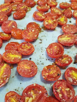 Easy Roasted Grape Tomatoes #easy #recipe #yummy #tomatoes Grape Tomato Recipes, Roasting Tomatoes, Roasted Grape Tomatoes, Fertility Foods, Healthy Bites, Main Attraction, Low Fat Recipes, Grape Tomatoes, Tomato Recipes