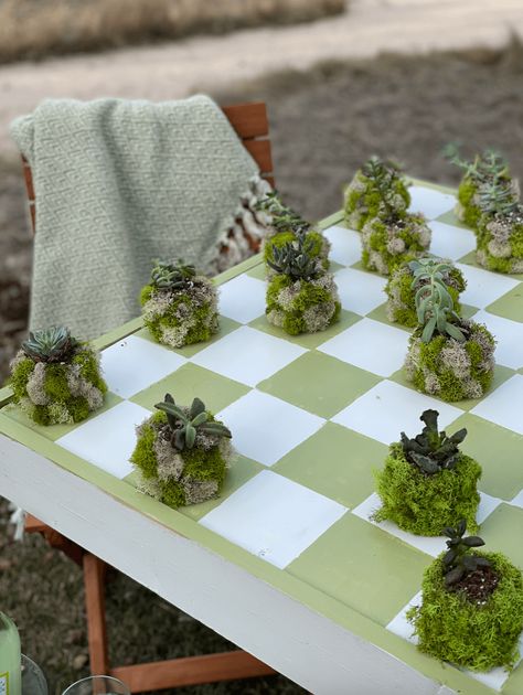 Diy Checkerboard Table, Checkerboard Table, Easiest Burlap, Concrete Containers, Rustoleum Spray Paint, Burlap Decor, Moss Art, Checkerboard Pattern, Plant Dyes