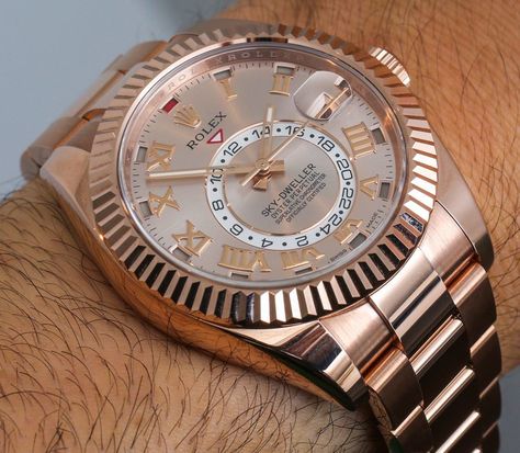 Rolex-Sky-Dweller-326935-rose-gold-white-gold-aBlogtoWatch-3 Sky Dweller Rose Gold, Rolex Sky Dweller Rose Gold, Rolex Sky Dweller, Diamond Jewelry Store, Gold Rolex, Men's Watches Luxury, Sky Dweller, Boys Style, Amazing Watches