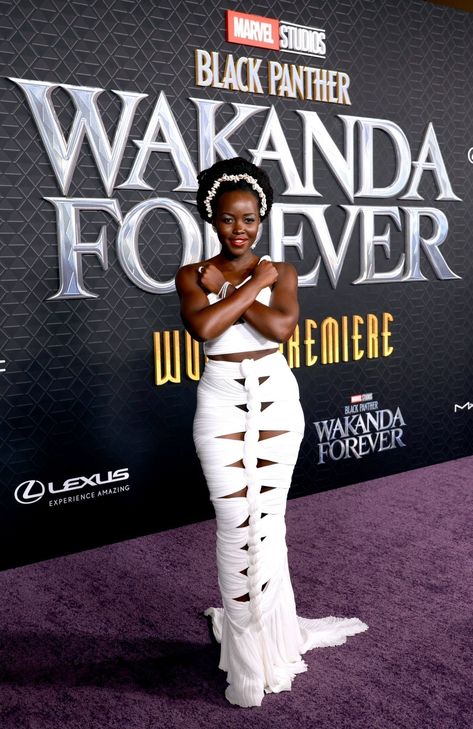 Wakanda Outfit Women, Wakanda Forever Premiere, Black Panther Premiere, Black Panther Wakanda Forever, Lupita Nyong, Black Panther Wakanda, Wakanda Forever, Pretty Females, Warrior Princess