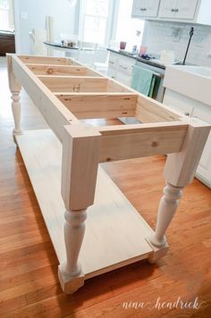 DIY Kitchen Island & Building Plans | Learn how to build this gorgeous furniture-style DIY kitchen island with this tutorial and free step-by-step building plans from Nina Hendrick Design Co.! Kitchen Island Building Plans, Style Kitchen Island, Diy Kitchen Island, Free Plans, Trendy Kitchen, Style Kitchen, Building Plans, Ideas Kitchen, Tiny Homes