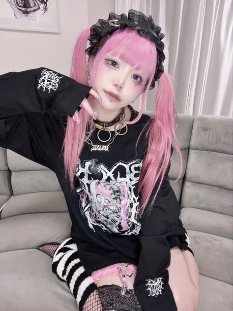 Yami Kawaii Outfit, Yami Kawaii Aesthetic, Yami Kawaii Fashion, Menhera Fashion, Style Alt, Harajuku Hair, Harajuku Goth, Yami Kawaii, Fashion Inspiration Board