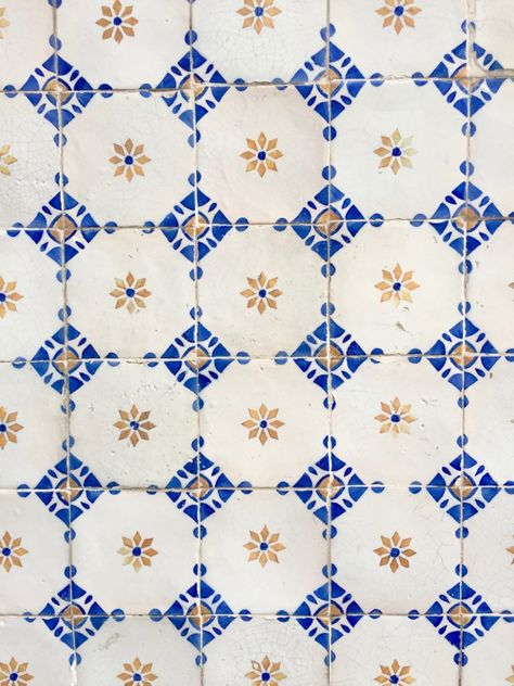 Lisbon Ceramics, Lisbon Tiles Pattern, Tiles Lisbon, Barcelona Tiles, Lisbon Tiles, Conversational Prints, Portuguese Tiles, Tile Wallpaper, Tile Print