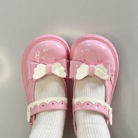 Toe Beans, Kawaii Shoes, J Fashion, Kawaii Clothes, Pretty Shoes, Dream Shoes, Harajuku Fashion, Dream Clothes, Lolita Fashion