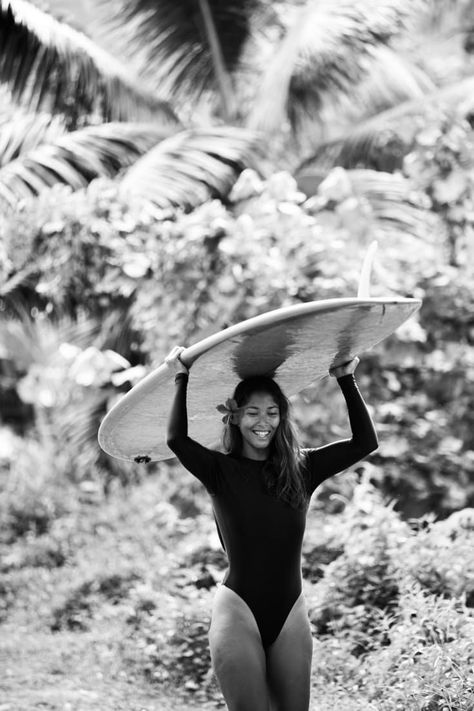 Surfing Pictures Instagram, Bali Surfing Aesthetic, Surf Photoshoot Ideas, Surfer Photoshoot, Swimsuit Photoshoot Poses, Surf Editorial, Vintage Surf Aesthetic, Surf Photoshoot, Skate Pics