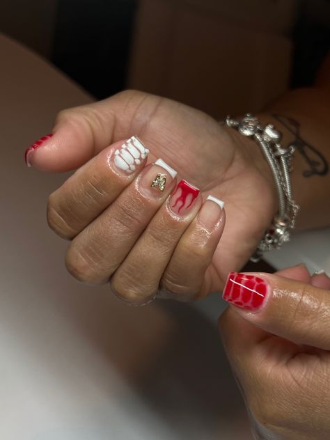 Beautiful short nail designs 🔥🐊🤍❤️ Red Nail Short Designs, Red Cute Nails Short, Short Square Red Nail Designs, Red White Nails Short, Cute Short Nail Sets Red, Red Black And White Short Nails, Red Shorties Nails, Red Acrylic Nails Designs Short, Nail Ideas Red And White