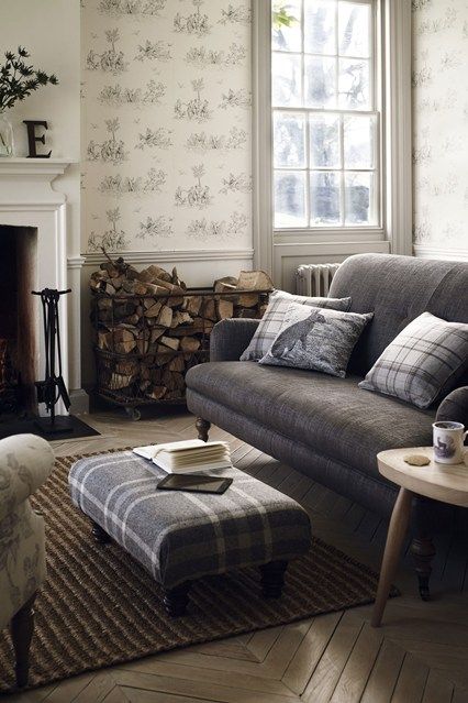 Modern Home Decor Ideas ~ Modern Country - Living Room Design Ideas & Pictures - Decorating Ideas (houseandgarden.co.uk) Modern Country Living Room, Country Living Room Design, Modern Country Living, Country Living Room, Design Del Prodotto, Sofa Living, Modern Country, Country Home Decor, New Living Room