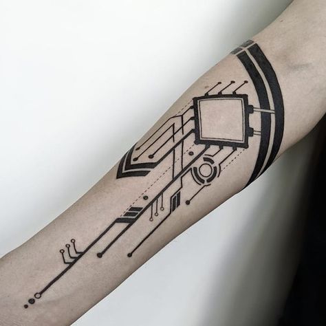 Computer Tattoo, Circuit Tattoo, Electronic Tattoo, Geometric Tattoo Sleeve Designs, Tech Tattoo, Cyberpunk Tattoo, Style Cyberpunk, Forearm Band Tattoos, Arm Band Tattoo