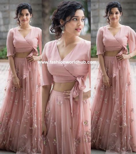 Ritika Singh, Bridal Suits, Indian Outfits Lehenga, Lehnga Dress, Embroidery Skirt, Pink Embroidery, Long Dress Design, Mode Abaya, Indian Gowns Dresses