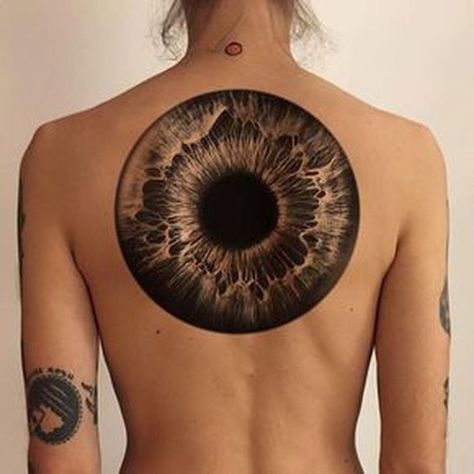 Huge realistic eye tattoo on the back | www.otziapp.com Pinterest Tattoos, Luna Tattoo, Tatuagem Masculina Pequena, Hip Tattoos, Kunst Tattoos, A T, Tattoo Life, Black Work, Tattoos Gallery