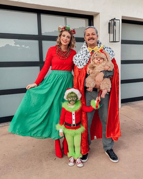 Camilla Thurman on Instagram: “HAPPY HALLOWEEN 🎃 👻 🕸 from The Grinch, Max the reindeer dog, Martha May, and the Mayor of Whoville 🎄 🎁  http://liketk.it/2Golj #liketkit…” Whoville Halloween Costume, Mayor Of Whoville Costume Diy, The Grinch Costume Ideas, Family Grinch Halloween Costumes, Grinch Family Costume Ideas, Trunk Or Treat Grinch Theme, Grinch Christmas Party Outfits, Martha Mae Who Costume, The Grinch Halloween Costume Family