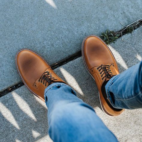 Grant Stone on Instagram: “If we are in the warehouse for the day up and down ladders and moving things around, the wedge sole comes out. Comfortable and well, not…” Grant Stone, Casual Attire, Coming Out, Capsule Wardrobe, Boat Shoes, Dress Shoes Men, Oxford Shoes, Dress Shoes, Oxford