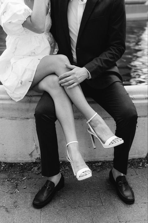 couple, engagement shoot, black and white Life Like A Movie, Downtown Raleigh North Carolina, Romanticizing Your Life, North Carolina Photography, Engagement Photos Nyc, Classy Engagement Photos, Vintage Engagement Photos, Engagement Picture Outfits, Cute Engagement Photos