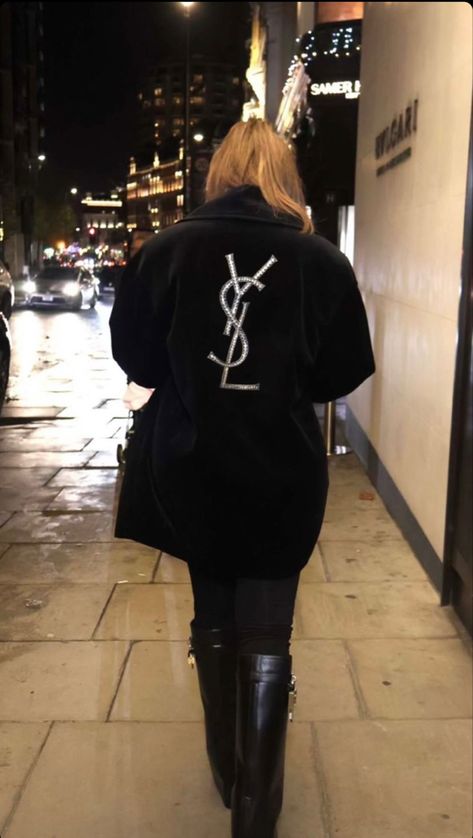 Ysl Outfits Women, Ysl Coat, Ysl Store, Ysl Outfit, Ysl Aesthetic, Serena Van Der Woodsen, Super Rich Kids, Dark Feminine Aesthetic, Golden Girl