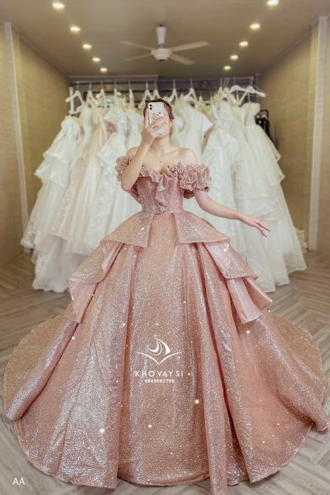 Debut Gowns 18th Elegant, Gown For Debut, Debut Gown, Beautiful Gown Designs, Debut Gowns, Debut Dresses, Beautiful Ball Gowns, Bridal Party Gowns, Ethereal Dress