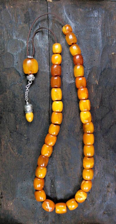 Antique Kahraman Amber Komboloi Worry Beads, African Accessories, Bagan, Ancient Jewelry, Amber Necklace, Amber Beads, African Beads, Amber Jewelry, Jewelry And Accessories