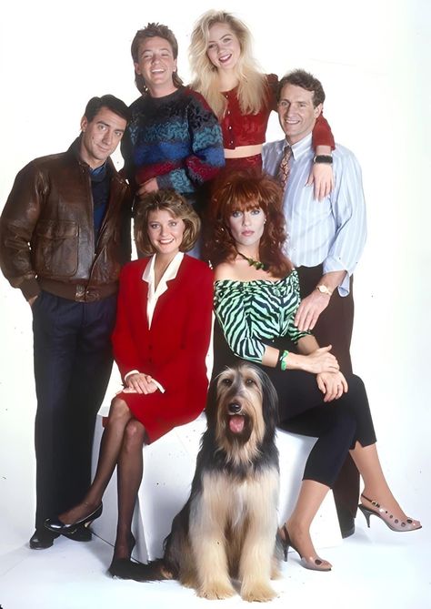 Katy Sagal, Kelly Bundy, Al Bundy, 90s Teen, 80's Party, Christina Applegate, Married With Children, Kids Tv Shows, Movie Time