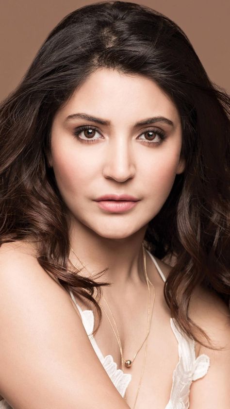 Bollywood Wallpaper, Virat And Anushka, Huma Qureshi, Celebrity Wallpapers, Anushka Sharma, Sonam Kapoor, Shah Rukh Khan, Kareena Kapoor, Film Producer