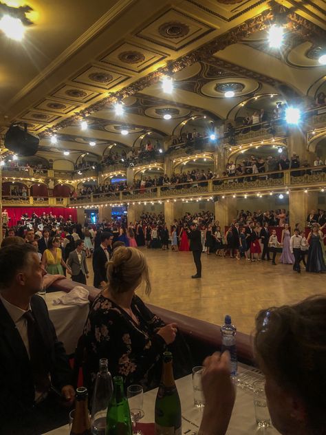 Grand dance hall lucerna in prague czech republic maturatni ples ballroom aesthetic fancy moody 80s Ballroom Aesthetic, 80s Ballroom, Ballroom Aesthetic, Great Hall, Dancing Aesthetic, Prague Czech Republic, Prague Czech, Dance Hall, 18th Birthday