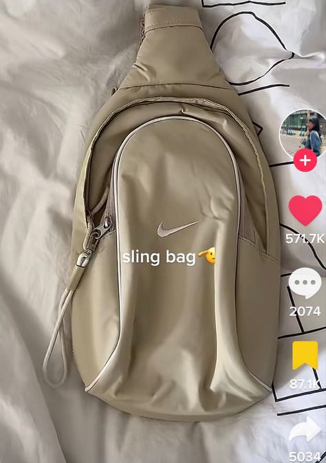 Nike Essential Sling Bag, Nike Sling Bag Outfit, Nike Sling Bag, Sling Bag Outfit, Small Sling Bag, Backpack Essentials, Nike Bags, Japan Outfit, Cute Birthday Outfits