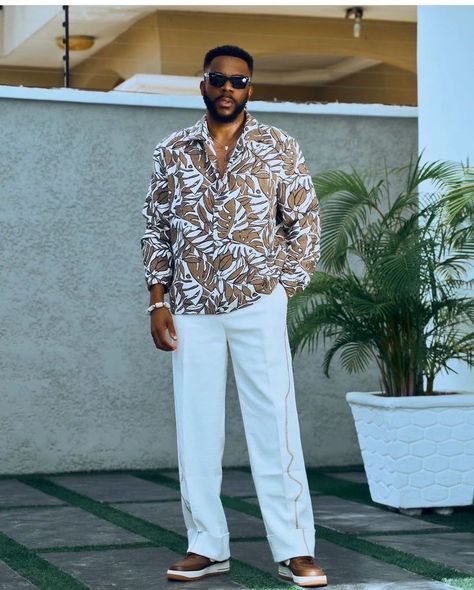 Vintage Two Piece Outfit For Men, Casual Wedding Suit, Awesome Shirt Designs, Roc Nation, Big Brother Naija, African Wear Styles For Men, Latest African Men Fashion, African Dresses Men, Dressing Ideas