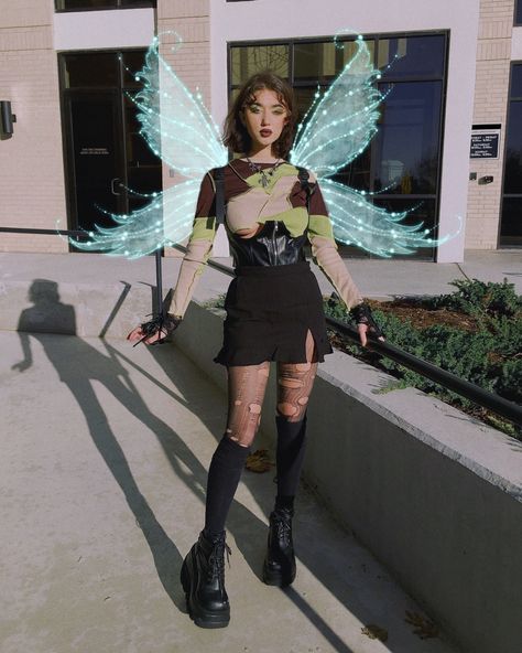 #fairy #fairycore #alternative #ootd #demonia Coven Costume, Fairy Punk, Punk Fairy, Princess Fairytale, Goth Fairy, Punk Princess, Fairy Aesthetic, Punk Goth, Coven