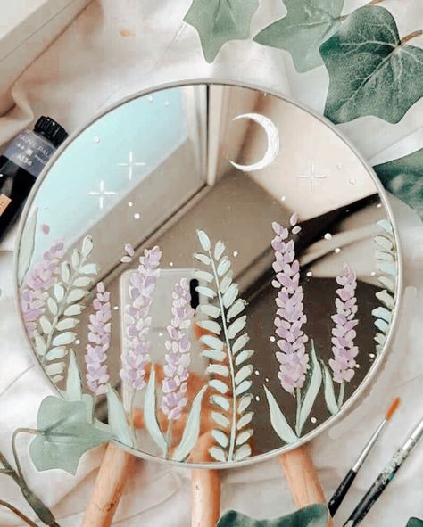 Painting On Mirrors Aesthetic, Mirror Painting Ideas Art, Mirror Art Painted, Things To Paint On Mirrors, Mirror Painting Ideas Aesthetic, Mirror Painting Ideas, Spiegel Diy, Painted Mirror Art, Painting Mirror