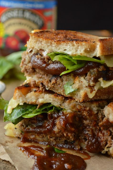 The Best Meatloaf Sandwich is equal parts hearty and handheld. It's saucy, there's cheese, and it really is the best. I promise. Leftover Meatloaf Recipes, Meatloaf Sandwich Recipe, The Best Meatloaf, Leftover Meatloaf, Meatloaf Sandwich, Grill Sandwich, Best Meatloaf, Best Meat, Burgers Sandwiches