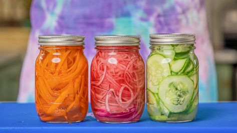 East Coast Kitchen, Gluten Free Party Food, Quick Pickles, Coast Kitchen, Best Pickles, Fermented Pickles, Julienned Carrots, Cucumbers And Onions, Pickled Beets