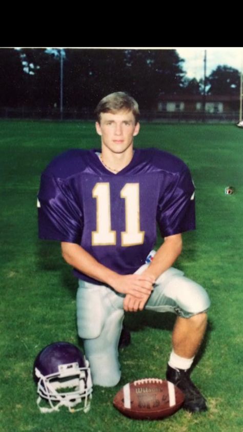 How Smart got his start....from Bearcat to Bulldog! Kirby Smart, Uga Football, Georgia Dawgs, University Of Georgia, Georgia Bulldogs, Kirby, Bulldog, Georgia, Sports Jersey