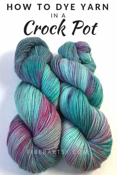 Yarn Dyeing - Learn how to dye your own beautiful yarn colorways with this easy yarn dyeing technique which uses a slow cooker or crock pot. #dyeing #yarn #yarnlove #yarnspirations #fiberart #crochet #knitting #fiberartsy Dyed Yarn Diy, Hand Dyed Yarn Inspiration, Yarn Tutorials, Fabric Dyeing Techniques, Dye Yarn, Dyeing Tutorials, Diy Dye, Spinning Wool, Yarn Inspiration