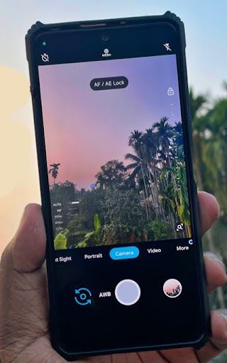 the best lmc 8.4 apk camera app available for Android phones. Best Camera Apps For Android, Camera Apps Android, Photography Apps For Android, Camera Application, Android Photography, Camera Apps, Camera App, Phone Camera Lens, Mobile Camera