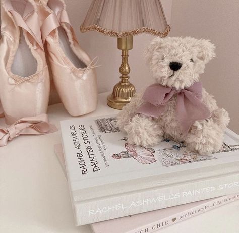 Girly Room Decor, Ballet Beauty, Ballet Core, Princess Core, Girly Room, Aesthetic Outfit Ideas, Ballet Pink, Pink Girly Things, Princess Aesthetic