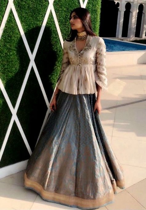 Beautiful Silk peplum hand embroidered blouse and silk skirt. Jahnvi Kapoor, Long Skirt And Top, Long Blouse Designs, Blouse Lehenga, Hand Embroidered Blouse, Sari Design, Indian Outfits Lehenga, Lehnga Dress, Lehenga Blouse Designs