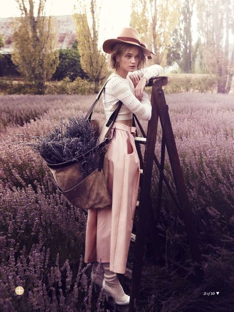 Rosie Tupper, Natalie Clifford Barney, Mode Poses, Marie Claire Australia, Mode Editorials, Fashion Photography Inspiration, Fashion Photography Editorial, Shoot Inspiration, Miss Dior