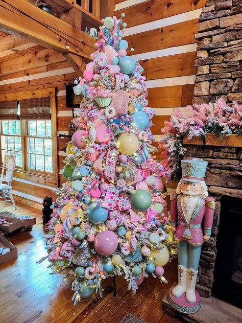 Sweets Theme Christmas Tree, Sweet Theme Christmas Tree, Christmas Tree Ideas Candyland, Christmas Tree Pastel Decorations, Land Of Sweets Christmas Tree, Pastel Candyland Christmas Tree, Pastel Themed Christmas Tree, Winter Candyland Theme, Pastel Xmas Tree