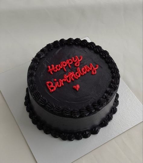 Simple Men's Birthday Cake, Black And Red Cake Ideas, 28 Birthday Cake For Him, Black Birthday Cake Aesthetic, Black Happy Birthday Cake, Black Bday Cake, Emo Cake, Gothic Birthday Cakes, Cake For Him