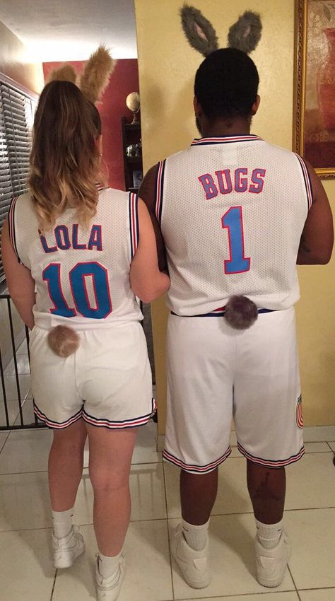 Bugs and Lola bunny costume Easy Halloween Costumes For Couples, Bugs Bunny Costume, Luigi Halloween Costume, Care Bears Halloween Costume, Superwoman Costume, Toy Soldier Costume, Lola Bunny Costume, Boxing Halloween Costume, Incredibles Costume