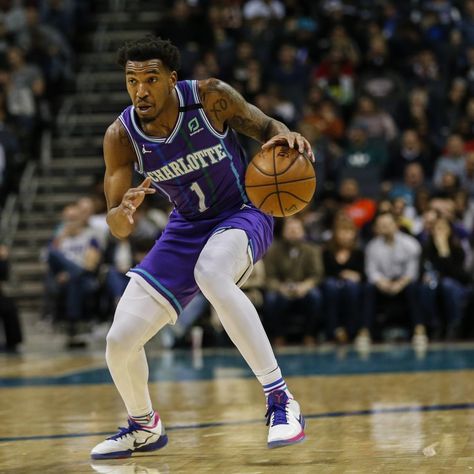 Hornets' Malik Monk Suspended Indefinitely for Violating NBA's Anti-Drug Program | Bleacher Report | Latest News, Videos and Highlights Malik Monk, Bleacher Report, Nba Draft, Nba Stars, Charlotte Hornets, Bleachers, The League, Hornet, Fun Sports