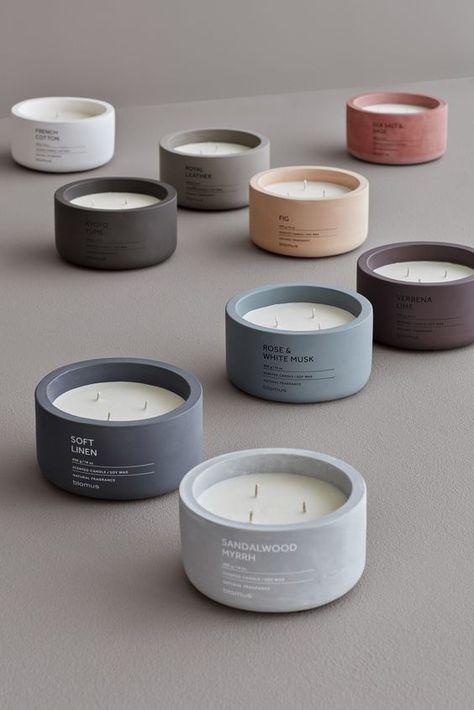 Lilin Aroma, Concrete Containers, Soya Mumu, Concrete Crafts, Candle Aesthetic, Candle Packaging, Candle Business, Candle Inspiration, 3 Wick Candles