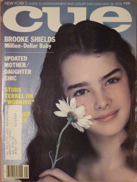 Brooke Shields covers Cue Magazine ( United States) 26 May 1978 Brooke Shields Magazine Covers, Brooke Shields 70s, Brooke Shields Magazine, 90s Women, Shag Carpet, Brooklyn Baby, Brooke Shields, Female Celebrities, Angels In Heaven