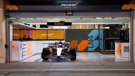 McLaren’s F1 race car, seen here in the garage near the track, belonging to driver Oscar Piastri. McLarenGo behind the scenes at the Miami Grand Prix and see how engineers prep for the big race. The post An inside look at the data powering McLaren’s F1 team appeared first on Popular Science. F1 Garage, F1 Race Car, Diecast Diorama, Mclaren Racing, F1 Race, Formula 1 Racing, Mclaren Formula 1, Weather Data, Oscar Piastri